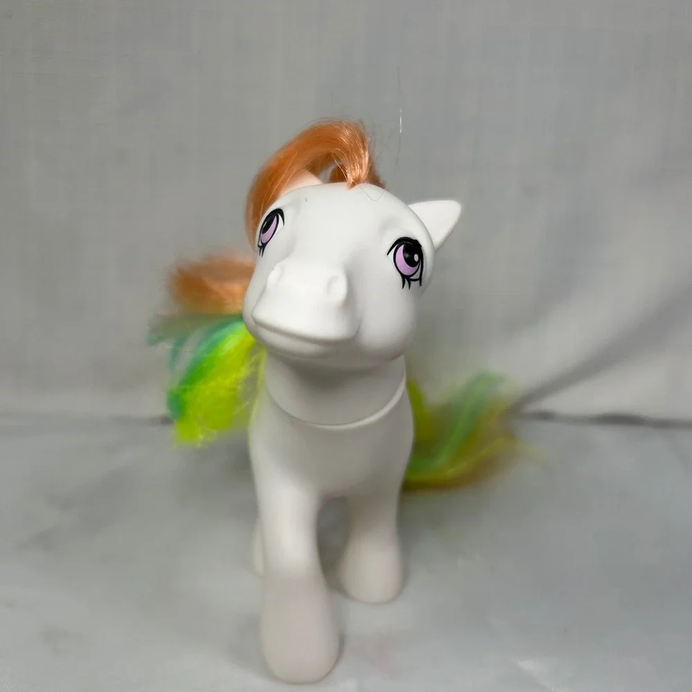 My Little Pony 35th Anniversary Confetti Rainbow Hair White Pony Figure 2018